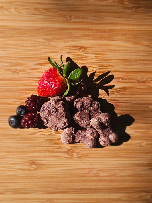 Flavor of the Month Dog Treats (Berry Parfait Bites)- 6oz