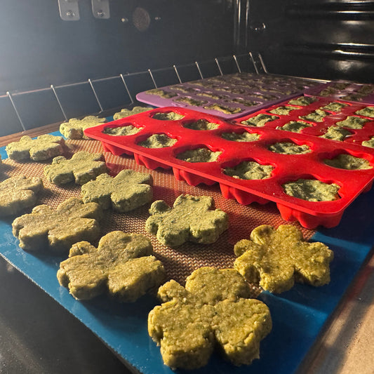 Flavor of the Month Dog Treats (Spinach & Sweet Potato- 6oz